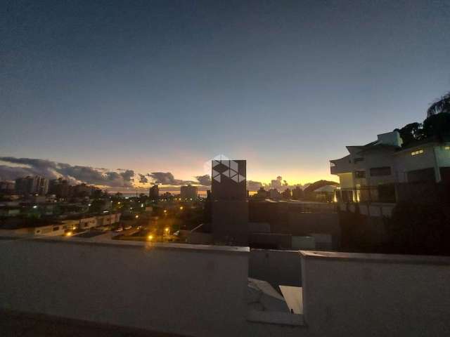 Triplex na praia dos amores - com vista mar