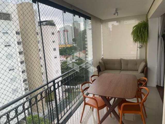 Apartamento em Brooklin Novo com 200m²