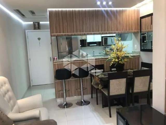 Apartamento com 3 Quartos e 1 banheiro à Venda, 62 m² por R$ 429.000