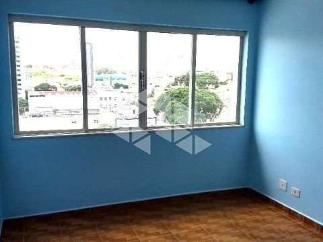 Apartamento 2 quartos com armários, 2 banheiros, 1 vaga em andar alto próximo ao metrô Sacomã.