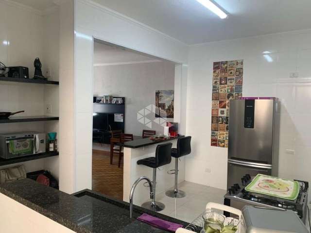 Apartamento à Venda com 2 Quartos, 3 Banheiros, 1 Suíte, Cozinha Americana, com 123m² por R$700.000,00