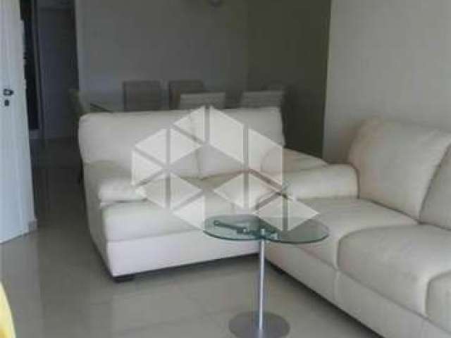 Apartamento em Vila Gumercindo