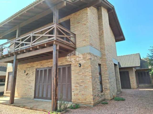 Casa a venda no bairro Centenario em Torres - RS