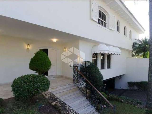 Casa à venda com 5 dormitórios e 7 vagas no Jardim São Bento