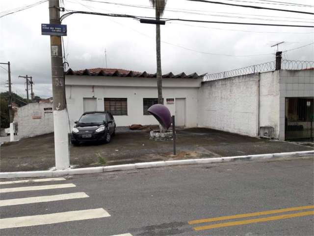 Salão comercial de 45 m² para locação - Bairro Cidade Dutra