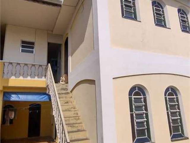 Sobrado com 3 quartos à venda no Jardim Colonial