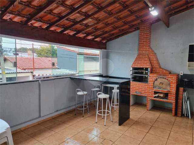 Casa com Suíte e Terraço Gourmet em Interlagos, Próxima à Estação Autódromo