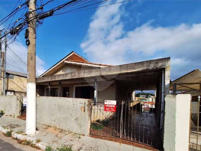 Casa Terrea a Venda com edicula em Campo Grande