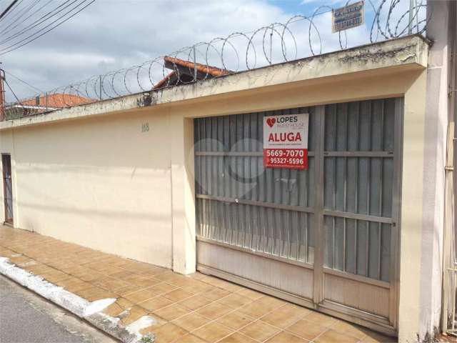 Ótima casa térrea na região de Cidade Dutra