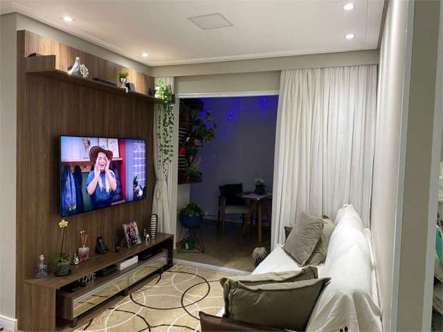 Apartamento 3 dormitórios