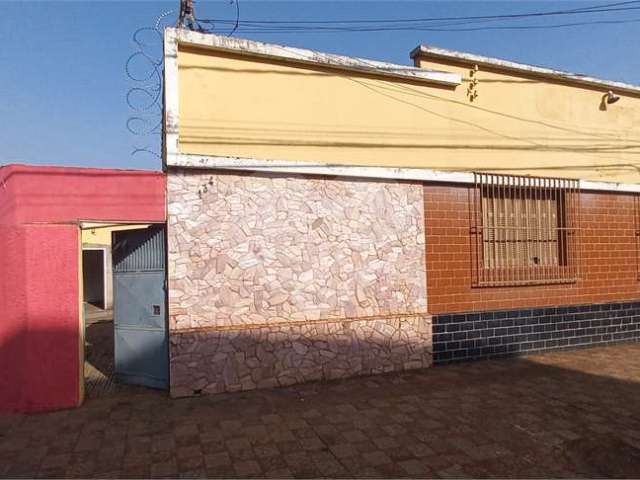 Casa térrea com 3 quartos à venda em Ipiranga - SP