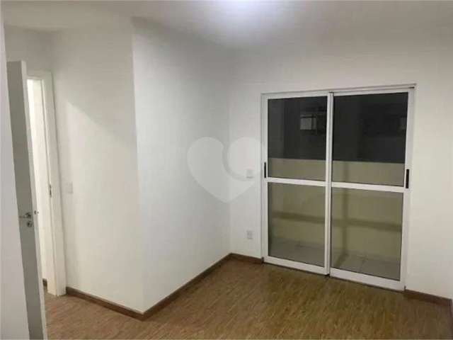 Excelente apartamento reformado na Cidade Jardim em São José dos Pinhais