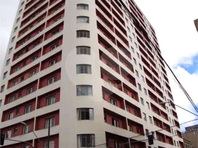 Apartamento com 3 quartos1 banheiro no centro de curitiba