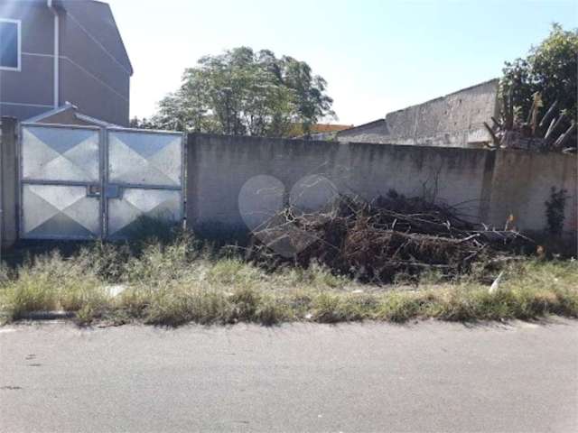 Terreno à venda em Capão Raso - PR