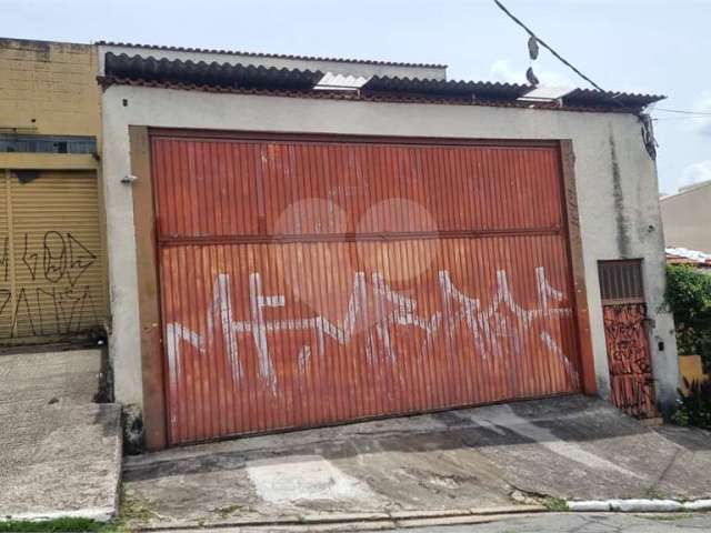 Galpão à venda ou para locação em Vila Guilhermina - SP