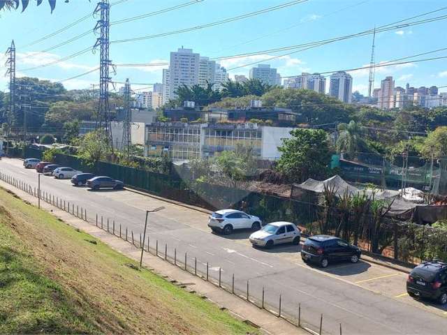 Terreno com 1 quartos à venda em Alto De Pinheiros - SP