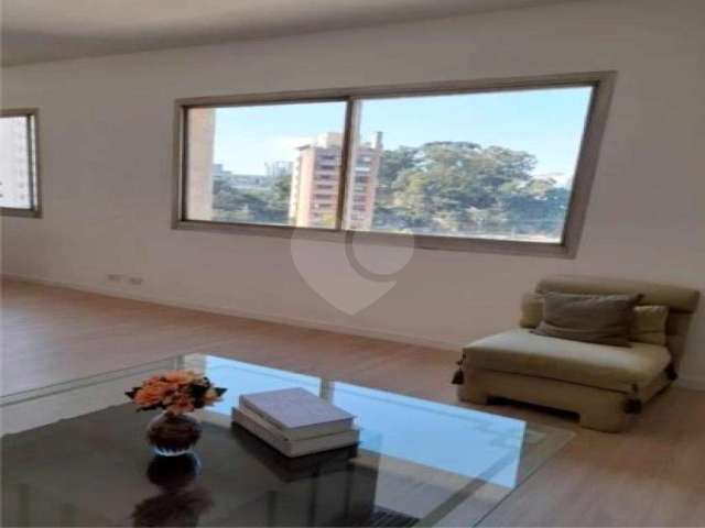 Apartamento com 3 quartos à venda em Real Parque - SP