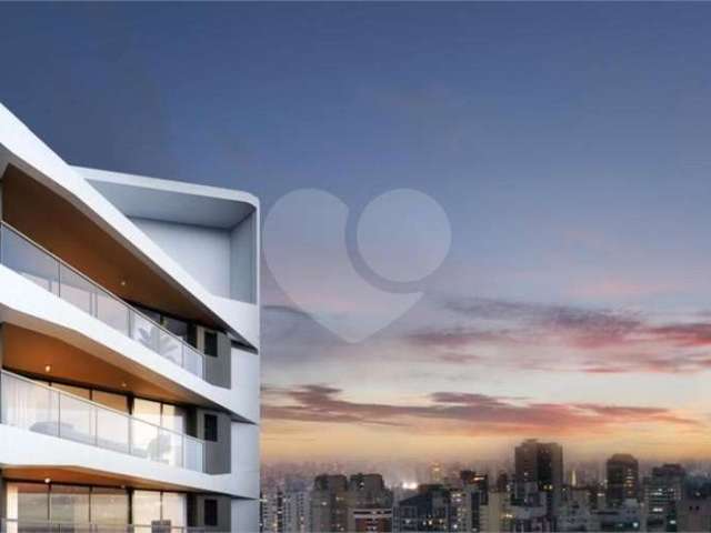 Apartamento com 3 quartos à venda em Vila Olímpia - SP