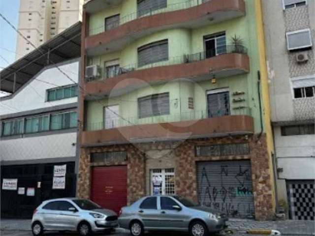 APARTAMENTO 86m2, VILA PRUDENTE COM 2 QUARTOS, 2 BANHEIROS E SACADA AMPLA.