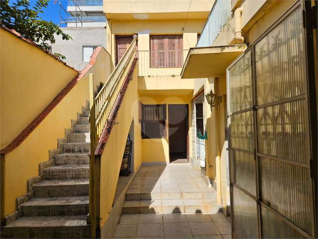 Casa com 3 quartos à venda em Água Branca - SP