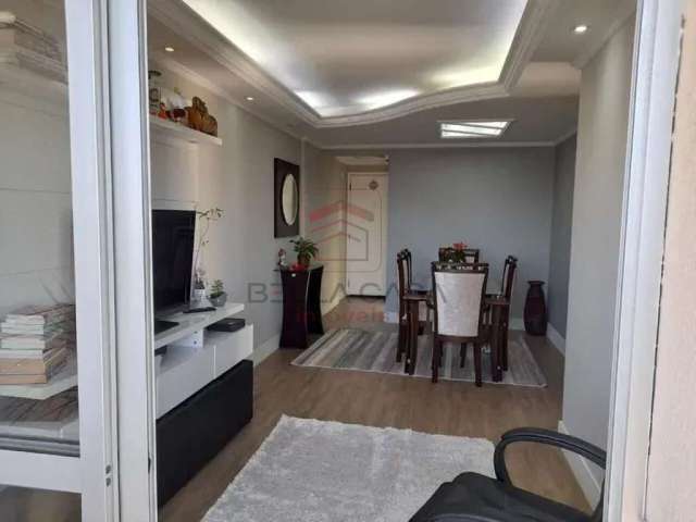 Apartamento a Venda na Vila Formosa com 3 dormitórios e reformado