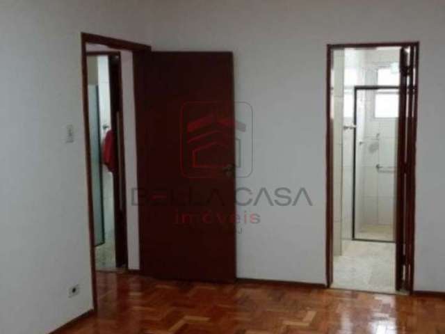 72 m² - Lindo apto totalmente reformado - 2 dormitórios amplos, 1 suite,,1 vaga , lazer sem piscina.