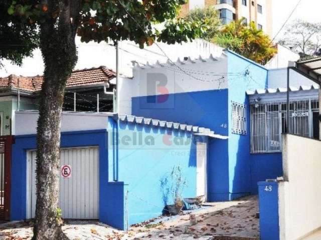 Terreno com casa antiga