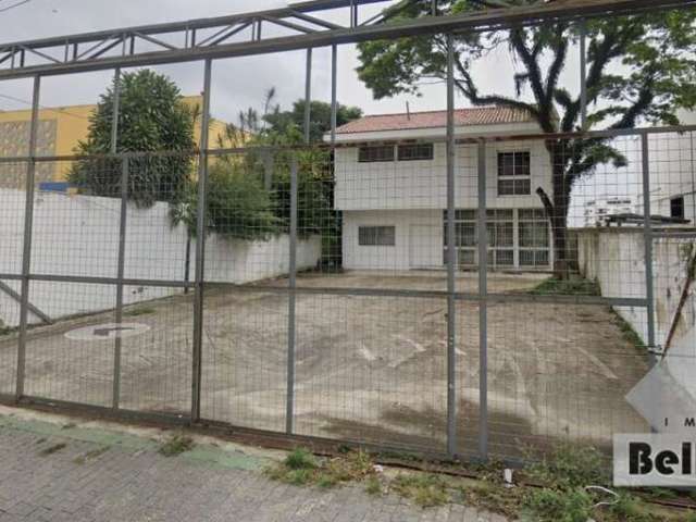 Galpão comercial na Avenida Paes de Barros