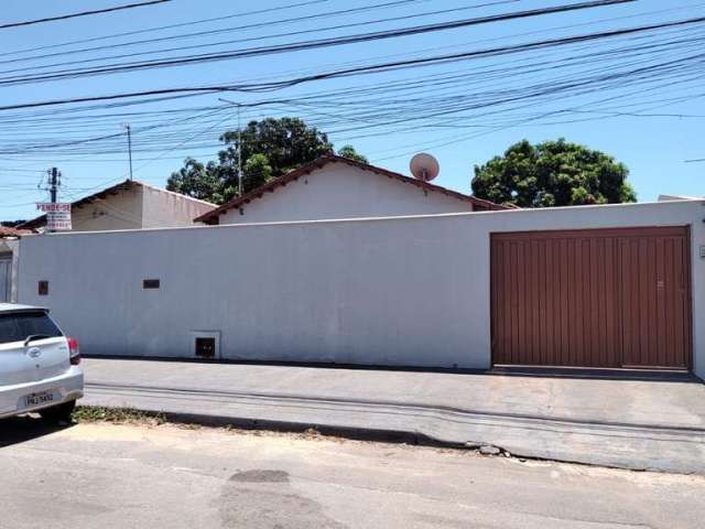 Casa com 3 quartos à venda na Dona Rosa Amélia Sócrates Amorim, Parque Veiga Jardim, Aparecida de Goiânia por R$ 350.000