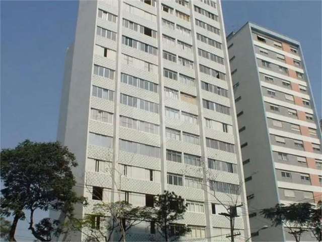 Apartamento com 2 quartos à venda em Cerqueira César - SP