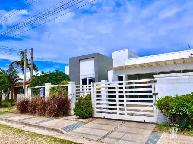 Casa de Altro padrão construtivo, conceito aberto em Nova Tramandaí/RS