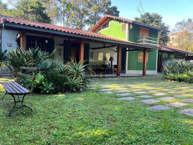 Casa em Condomínio para Venda em Teresópolis, Várzea, 4 dormitórios, 2 suítes, 3 banheiros, 7 vagas