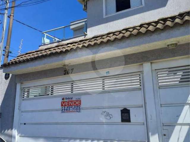 Casa com 3 quartos à venda em Vila Nivi - SP