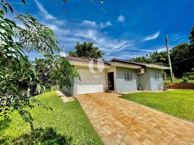 Casa a venda em Bairro Tranquilo em meio na natureza