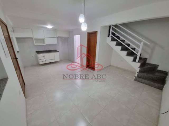 Sobrado com 2 dormitórios para alugar, 65 m² por R$ 2.245,00 - Vila Pires - Santo André/SP