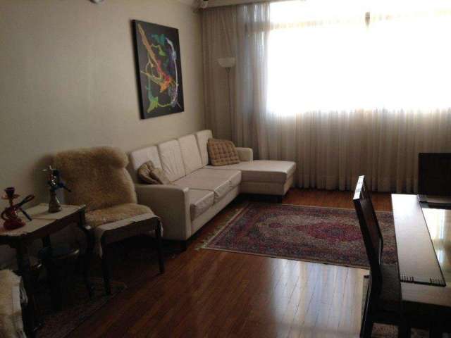 Apartamento reformado na vila mariana com 2 dormitórios, 1 suite e 1 vaga.