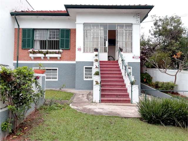 Casa em ótima localização no Campo Belo