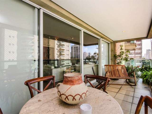 Excelente apartamento no Brooklin - 3 Suítes  3vagas 169m2