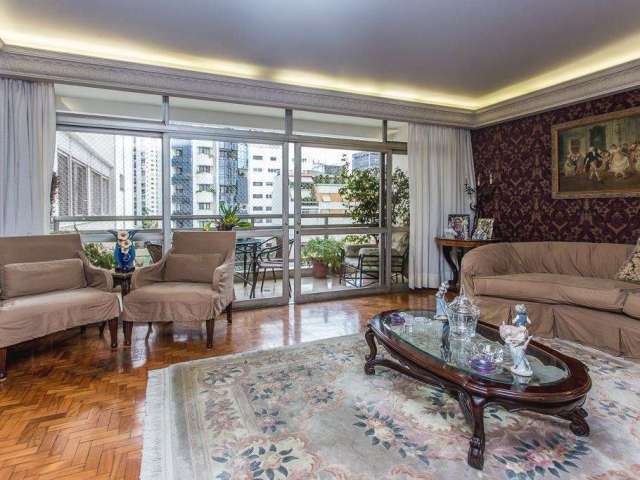 Jardim América 390 m² de área útil  com VARANDA 4 dormitórios 3 vagas,