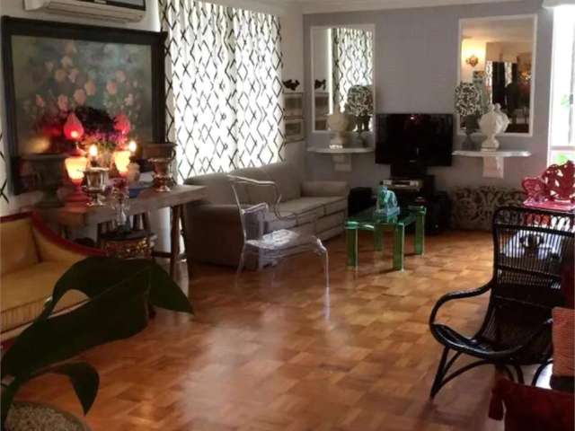 Apartamento a venda com 162m² no jardim america