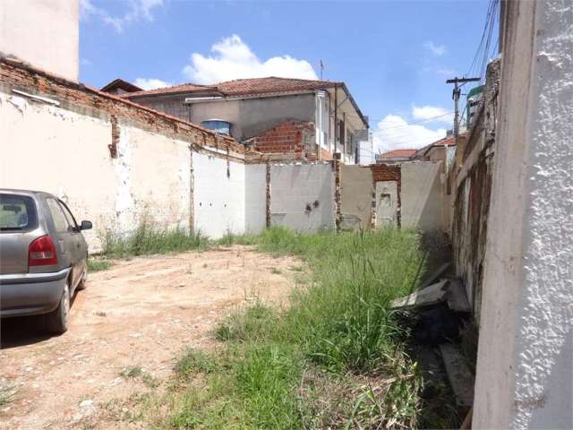 Terreno plano, retangular e de esquina em pinheiros