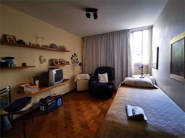 Apartamento com 3 Quartos á venda, 114m², 1 vaga - Jardim Paulista