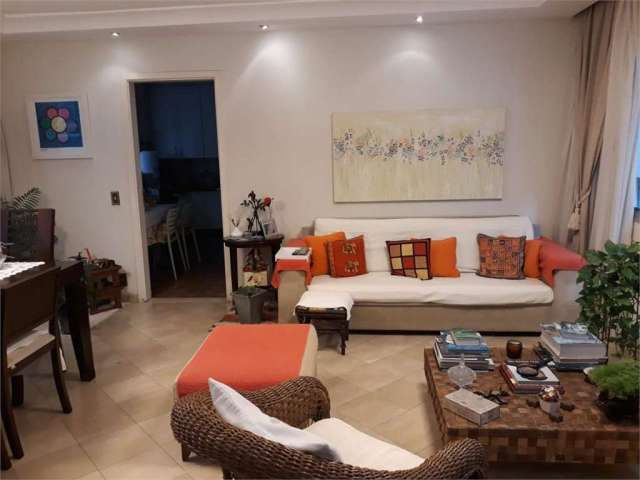 Excelente apartamento na Santa Cecília