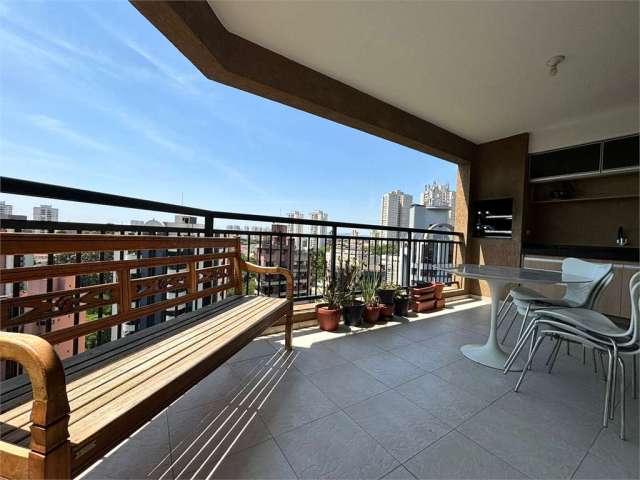 Apartamento de  136 m2 | 4 quartos | 4 vagas |  Varanda Gourmet