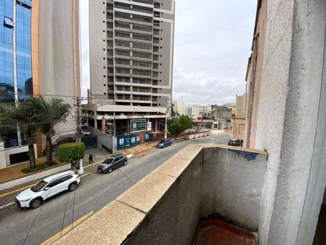 Vende ou aluga sobrado residencial/comercial de 95m2 de terreno.