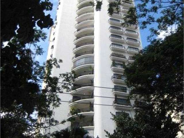 Apartamento de 468m2 de alto padrão em prédio muito procurado nos Jardins!