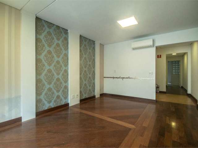 Excelente casa residencial ou comercial em Perdizes!