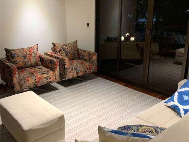 Lindo apartamento, 3 quartos, 3 suítes e 3 vagas, no Campo Belo