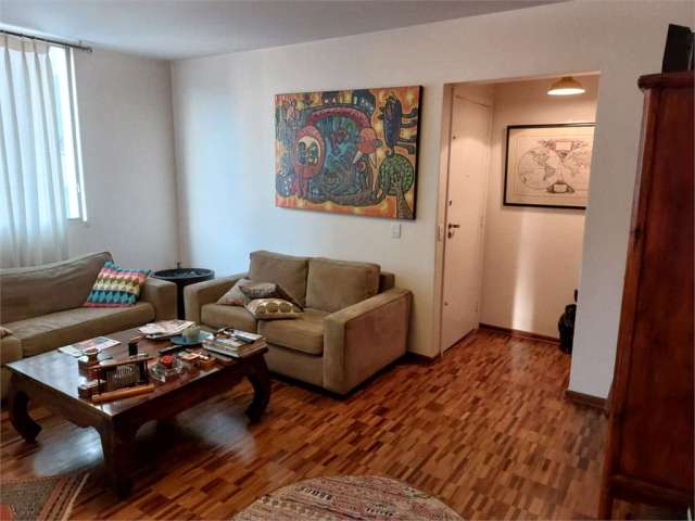 Apartamento no Jardins com 110 m², 2 dormitórios, 1 vaga ao lado do metrô!!