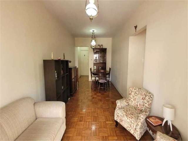 R$ 815.000,00 / Amplo Apartamento na Aclimação / 2 quartos (1suíte) / 1 Vaga de garagem